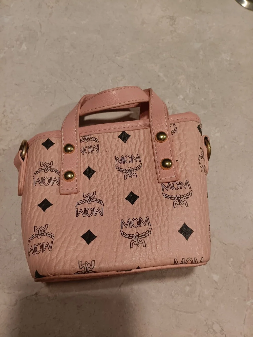 N/A chic pink